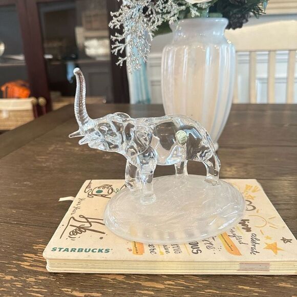 Cristal d'Arques Elephant Figurine 24% Lead Crystal Glass France Frosted Base‎ - Picture 1 of 7